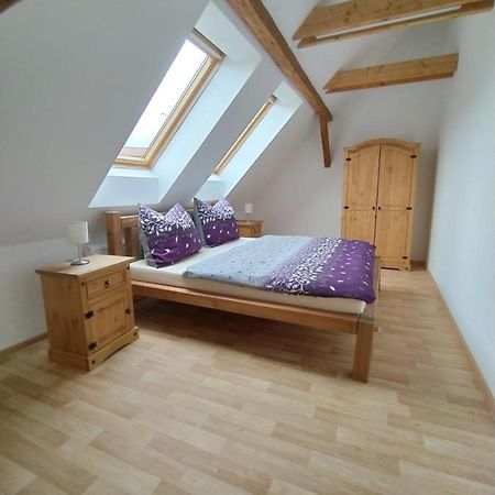 Apartmany Lono Їчін Екстер'єр фото