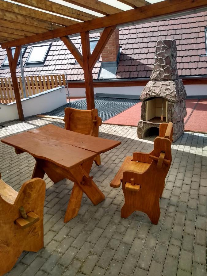 Apartmany Lono Їчін Екстер'єр фото