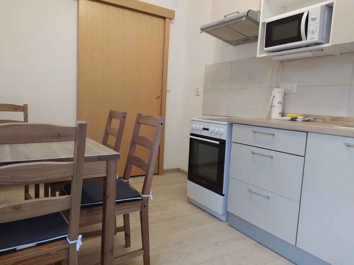 Apartmany Lono Їчін Екстер'єр фото
