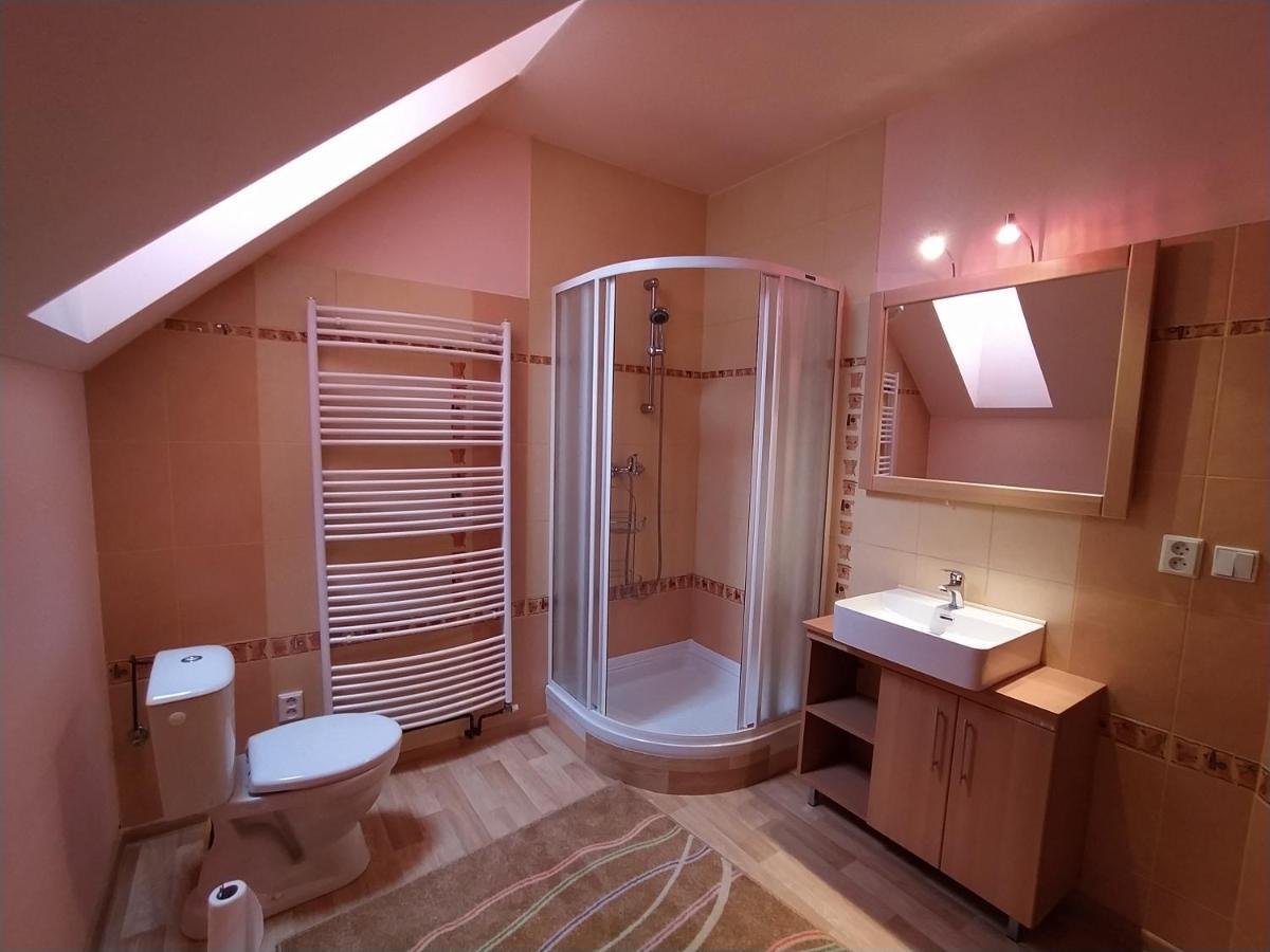 Apartmany Lono Їчін Екстер'єр фото