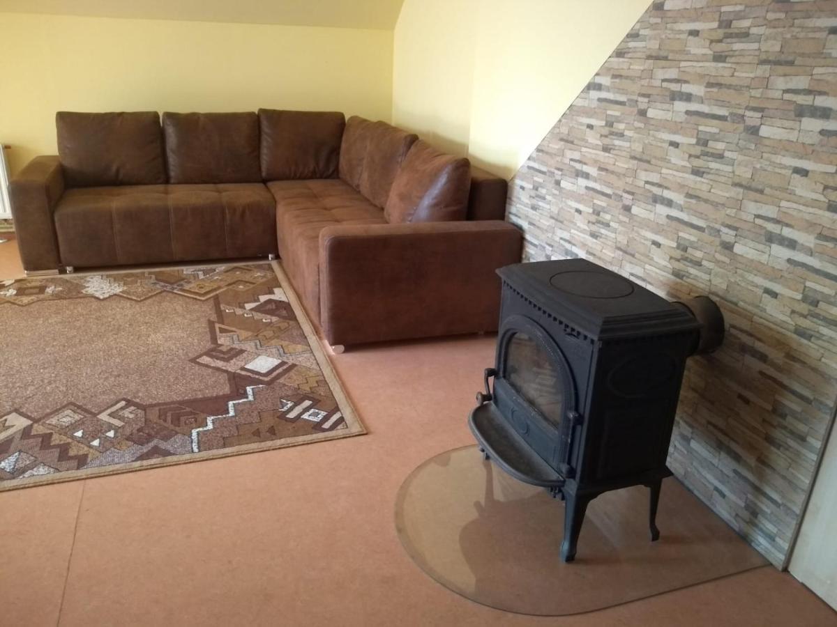 Apartmany Lono Їчін Екстер'єр фото