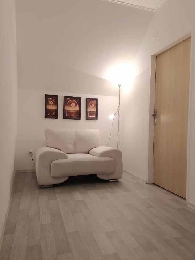 Apartmany Lono Їчін Екстер'єр фото