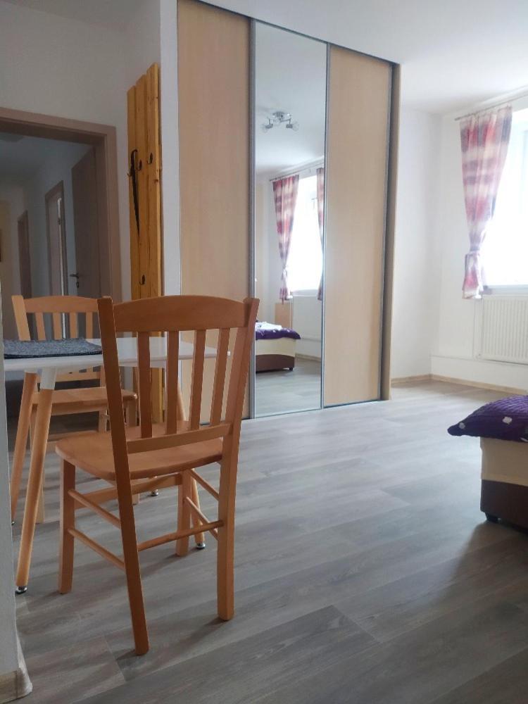 Apartmany Lono Їчін Екстер'єр фото